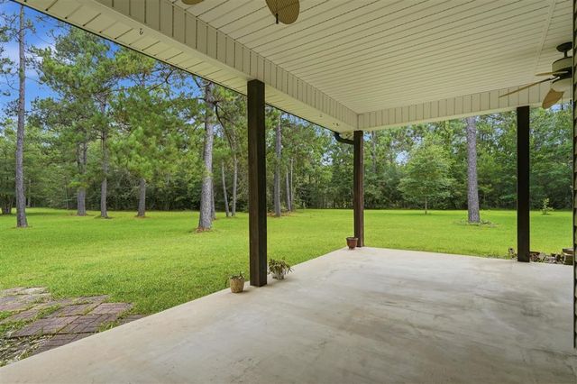 4076 Hecker Road, Iowa, LA 70647