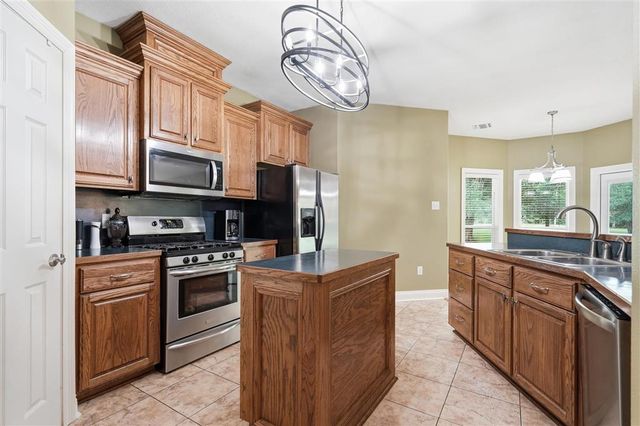 4076 Hecker Road, Iowa, LA 70647