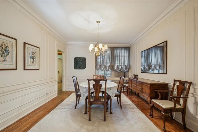 3300 N Lake Shore Drive 10D, Chicago, IL 60657