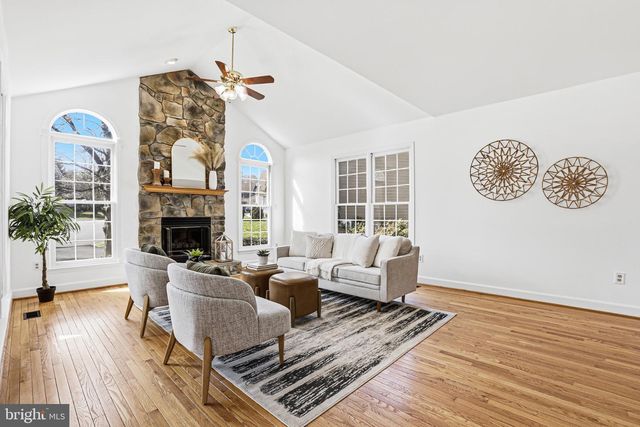 5 ENGLES CT, Stafford, VA 22554