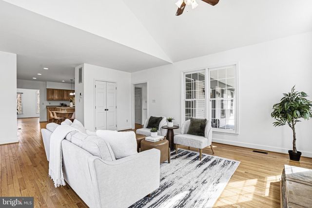 5 ENGLES CT, Stafford, VA 22554