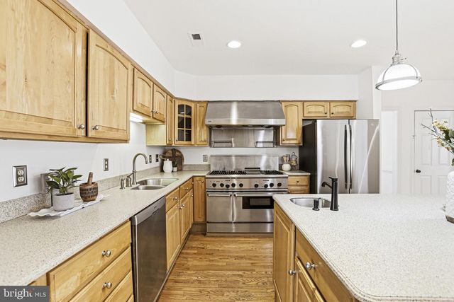 5 ENGLES CT, Stafford, VA 22554