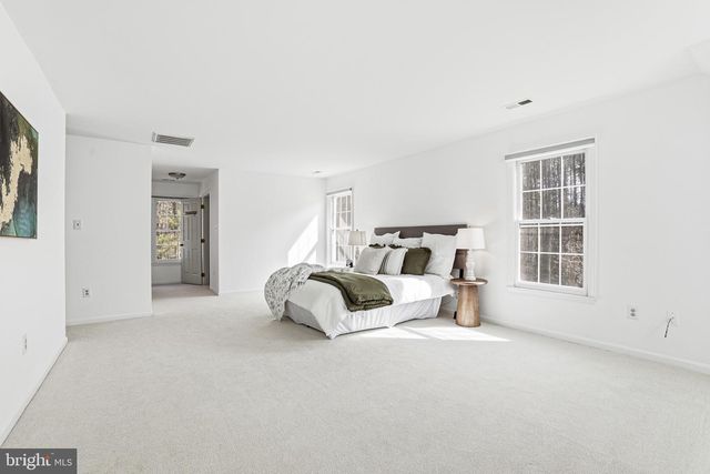 5 ENGLES CT, Stafford, VA 22554