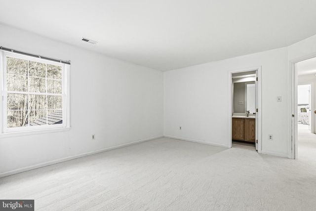 5 ENGLES CT, Stafford, VA 22554