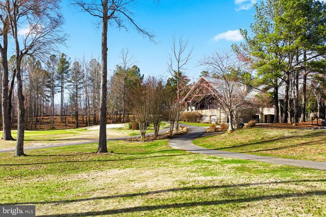 5 ENGLES CT, Stafford, VA 22554