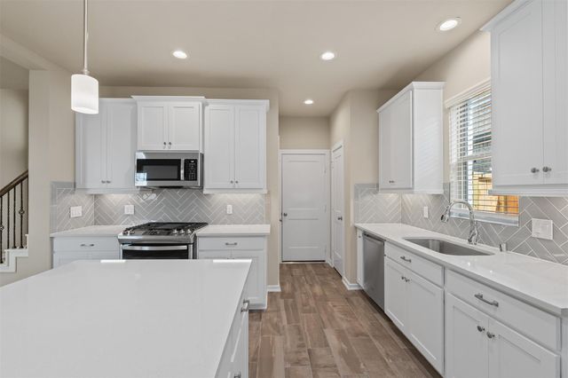 7026 Coneflower Creek Court, Katy, TX 77493