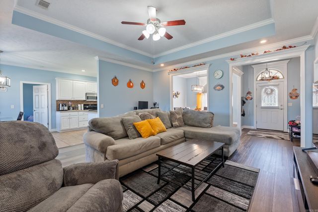 102 Creek Valley Lane, Maumelle, AR 72113