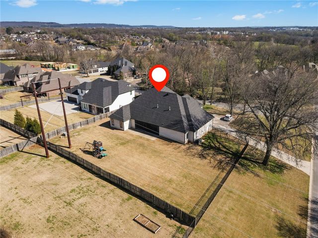 3364 Sagely Lane, Springdale, AR 72764