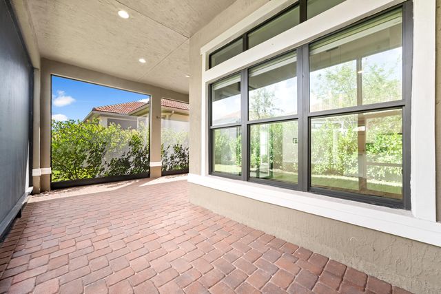 11795 Vivar Run, Parkland, FL 33076