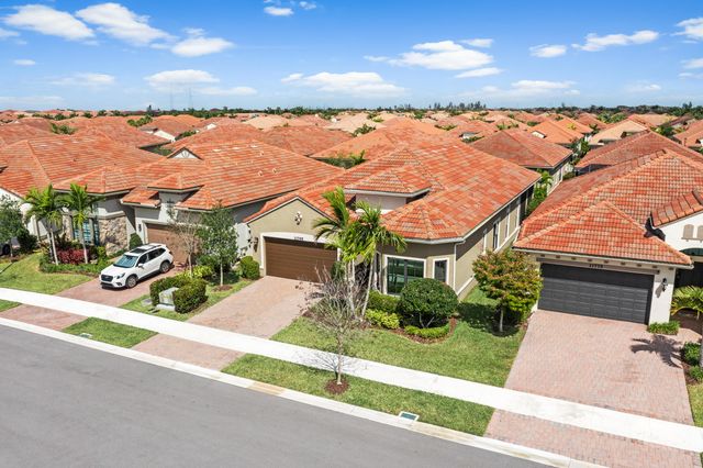 11795 Vivar Run, Parkland, FL 33076