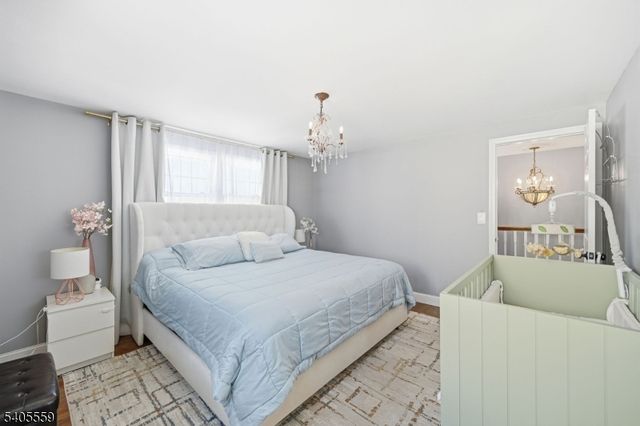 26 E Harrison Pl, Livingston Twp., NJ 07039