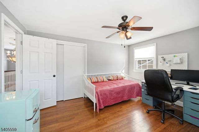 26 E Harrison Pl, Livingston Twp., NJ 07039