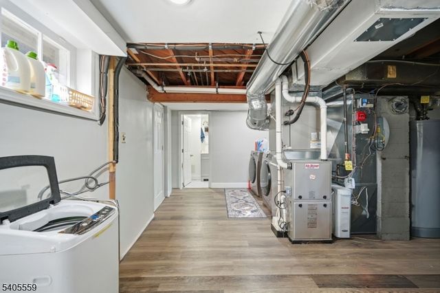 26 E Harrison Pl, Livingston Twp., NJ 07039