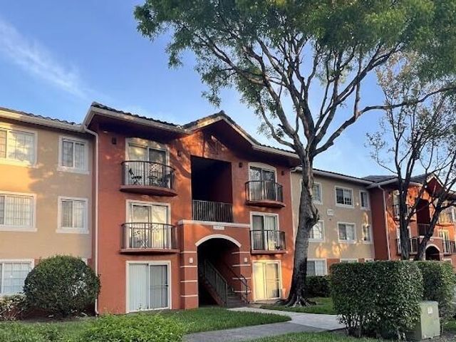 4195 N Haverhill Road 324, West Palm Beach, FL 33417