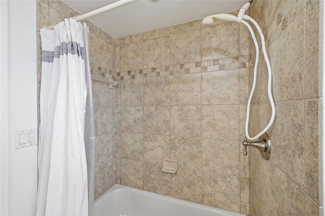 2612 BOTANY AVENUE, Sarasota, FL 34239