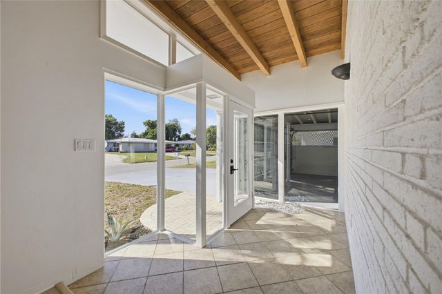 2612 BOTANY AVENUE, Sarasota, FL 34239