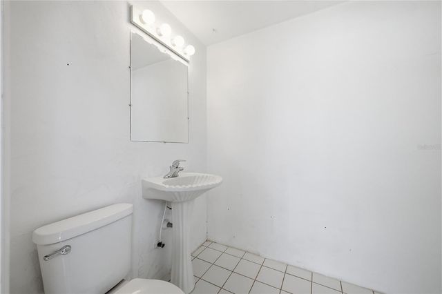 2612 BOTANY AVENUE, Sarasota, FL 34239