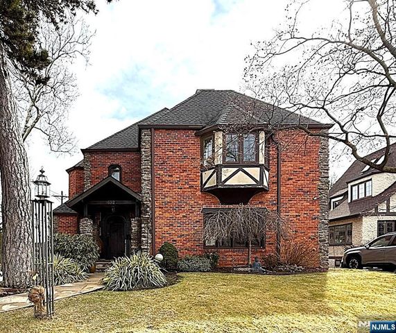 632 Belgrove Drive, Kearny, NJ 07032