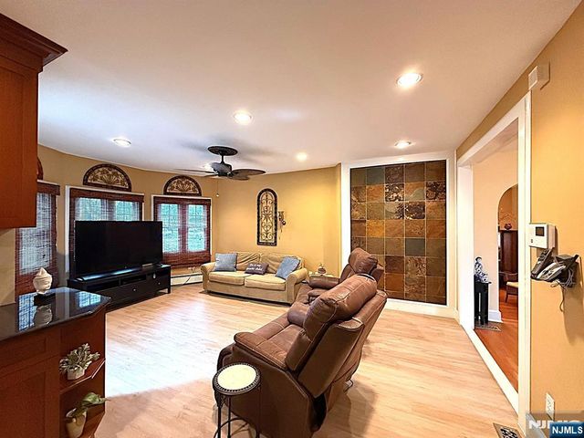 632 Belgrove Drive, Kearny, NJ 07032