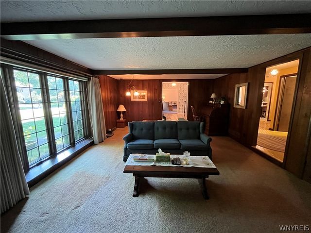 82 Deer Run, Amherst, NY 14221