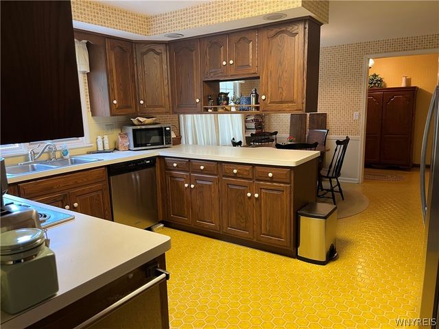 82 Deer Run, Amherst, NY 14221