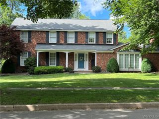 82 Deer Run, Amherst, NY 14221