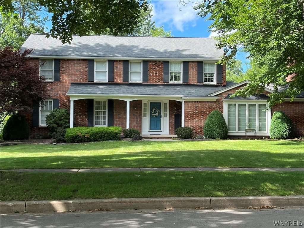82 Deer Run, Amherst, NY 14221