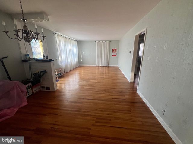 7703 BROUS AVE, Philadelphia, PA 19152