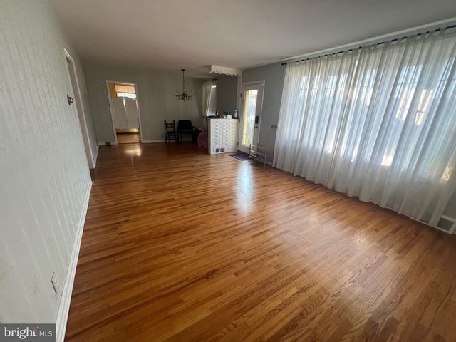 7703 BROUS AVE, Philadelphia, PA 19152