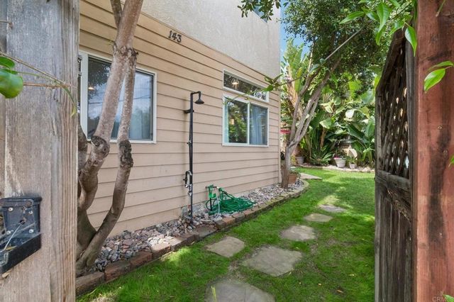 143 Jupiter St, Encinitas, CA 92024