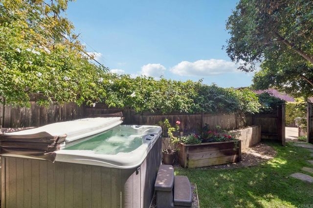143 Jupiter St, Encinitas, CA 92024