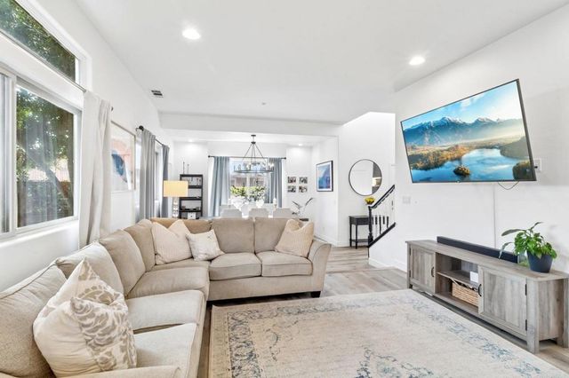 143 Jupiter St, Encinitas, CA 92024