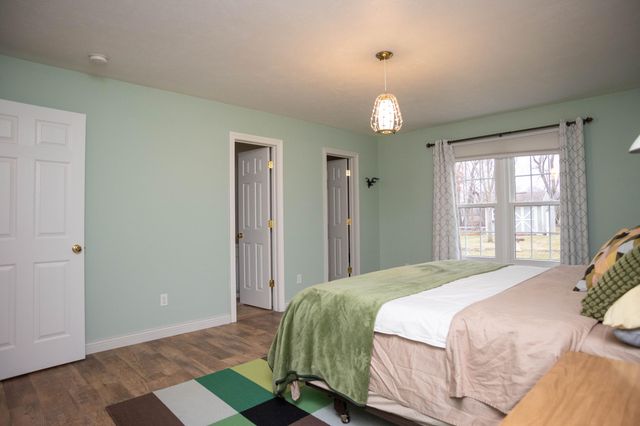 13330 Park West Blvd, Vicksburg, MI 49097