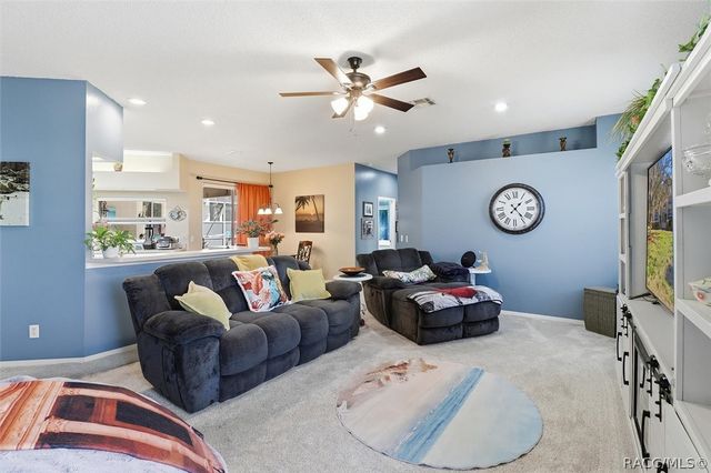 5628 W Hunters Ridge Circle, Lecanto, FL 34461