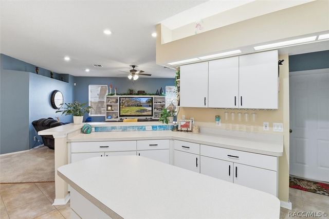 5628 W Hunters Ridge Circle, Lecanto, FL 34461