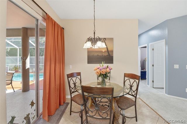 5628 W Hunters Ridge Circle, Lecanto, FL 34461