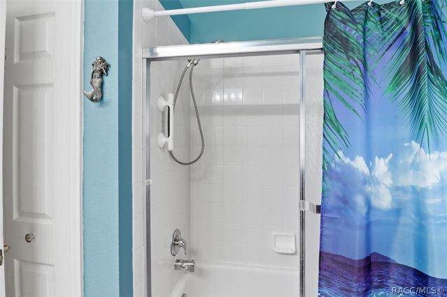 5628 W Hunters Ridge Circle, Lecanto, FL 34461