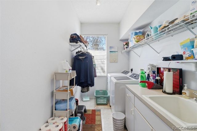 5628 W Hunters Ridge Circle, Lecanto, FL 34461