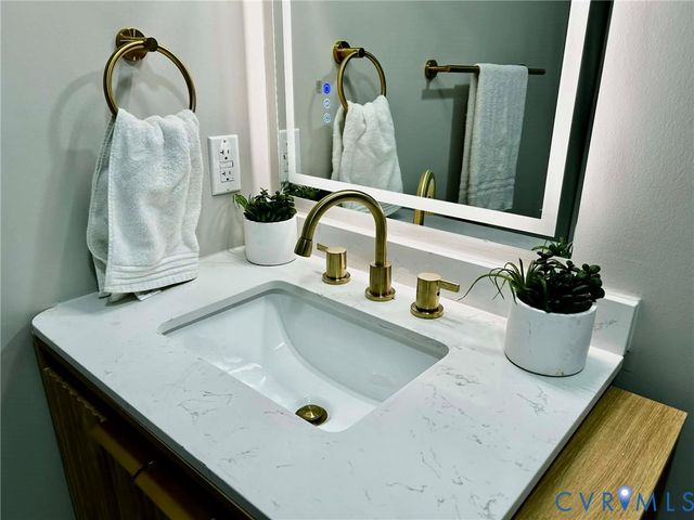 6513 Canute Dr, Chesterfield, VA 23234