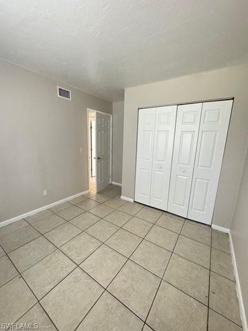 2944 Jackson ST, Fort Myers, FL 33901