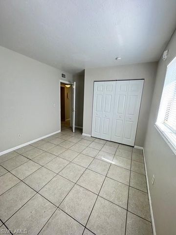 2944 Jackson ST, Fort Myers, FL 33901