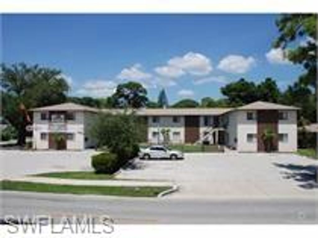 2944 Jackson ST, Fort Myers, FL 33901