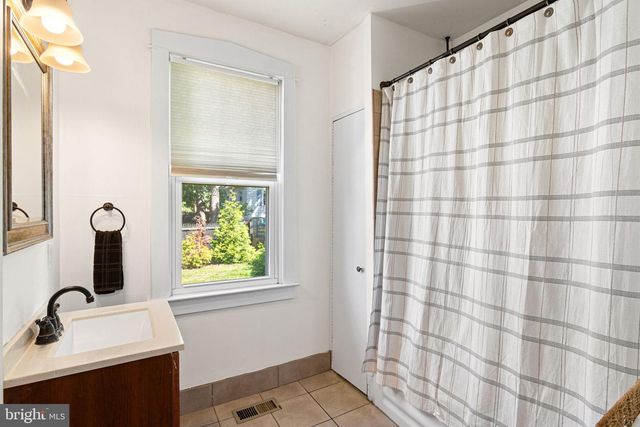 9 E PARK AVENUE, Haddon Township, NJ 08107