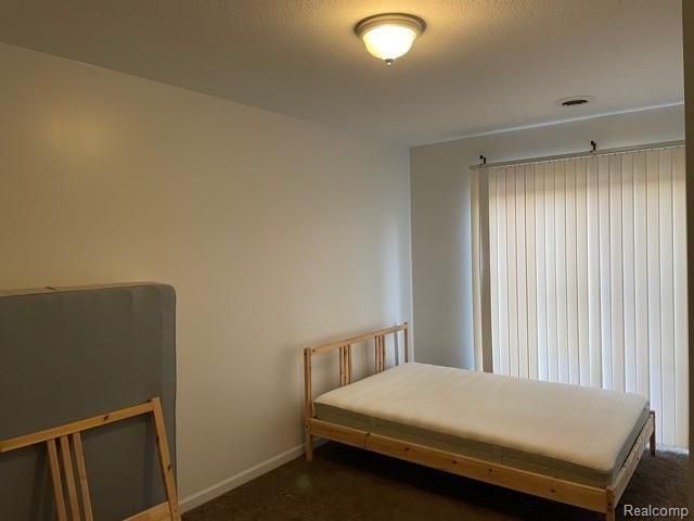 14 Eden Park Drive, Dearborn Heights, MI 48127