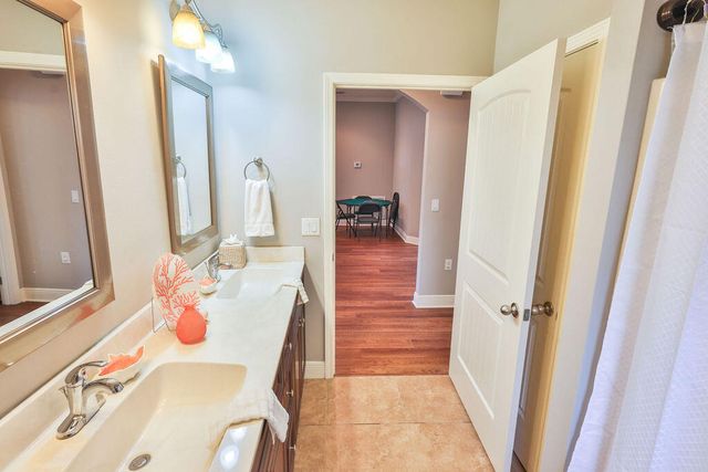 25 NW Maples Street, Fort Walton Beach, FL 32548