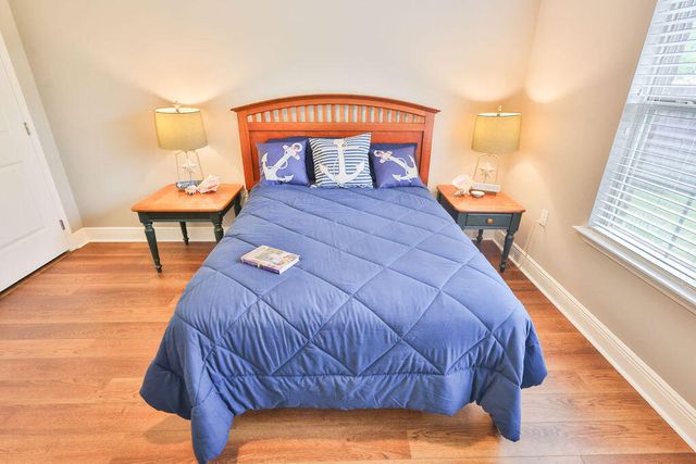 25 NW Maples Street, Fort Walton Beach, FL 32548