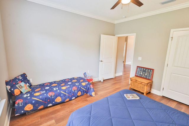 25 NW Maples Street, Fort Walton Beach, FL 32548