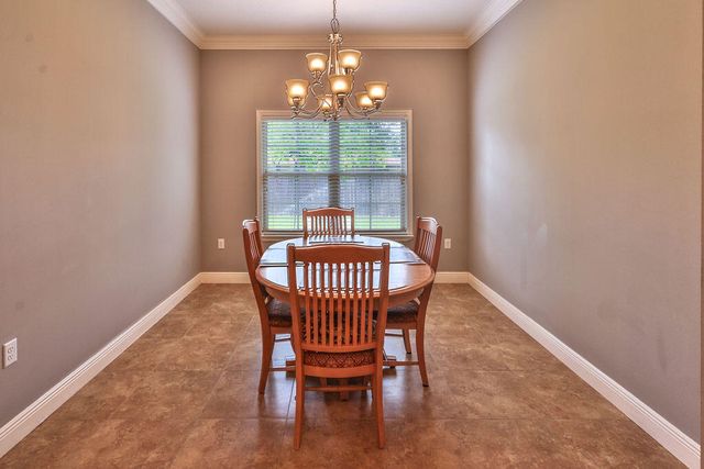 25 NW Maples Street, Fort Walton Beach, FL 32548