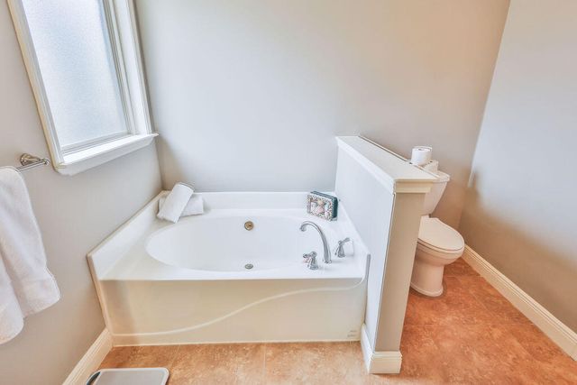 25 NW Maples Street, Fort Walton Beach, FL 32548
