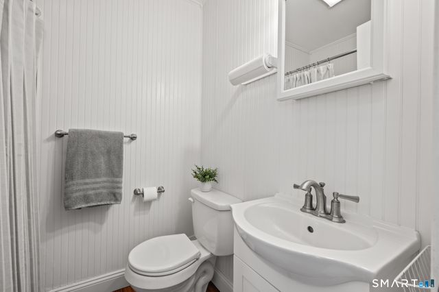 73 Somerset Road, Glastonbury, CT 06033